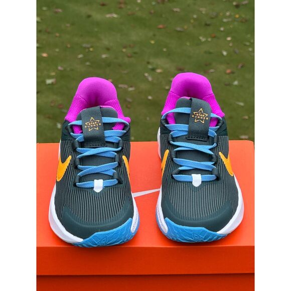 NEW Nike Little Kid Unisex Star Runner 4 NN Casual Sneaker - Size Youth 11C - Picture 4 of 8